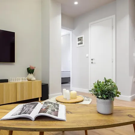 Elysium Retreat Next To White Tower & Helexpo شقة *