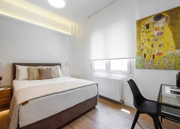 Elysium Retreat Next To White Tower & Helexpo *