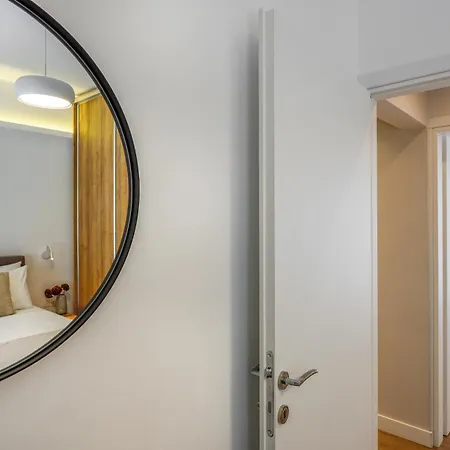 Elysium Retreat Next To White Tower & Helexpo