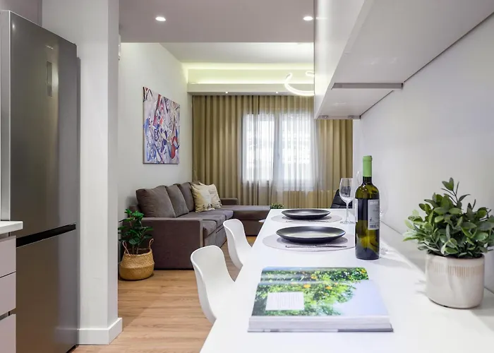 Elysium Retreat Next To White Tower & Helexpo Selanik
